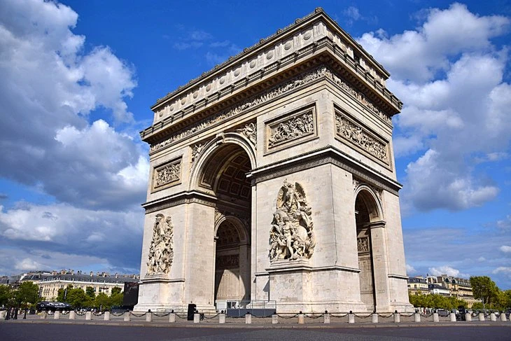 Paris Scenery Image