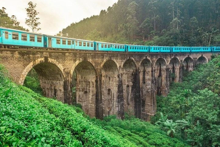 Colombo/Kandy/Nuwara Eliya Scenery Image