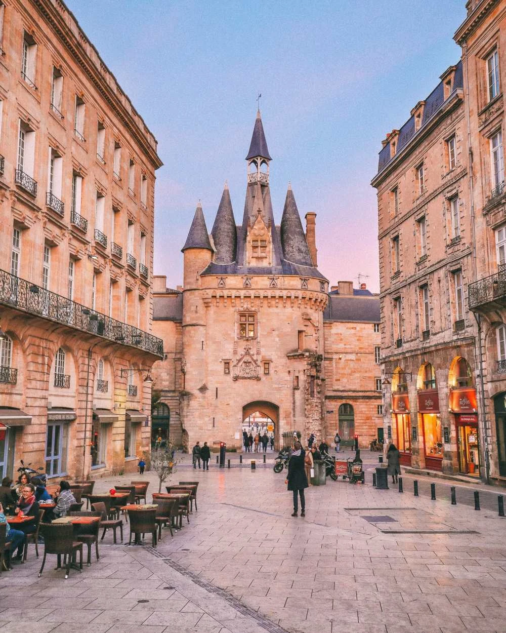 Bordeaux Scenery Image